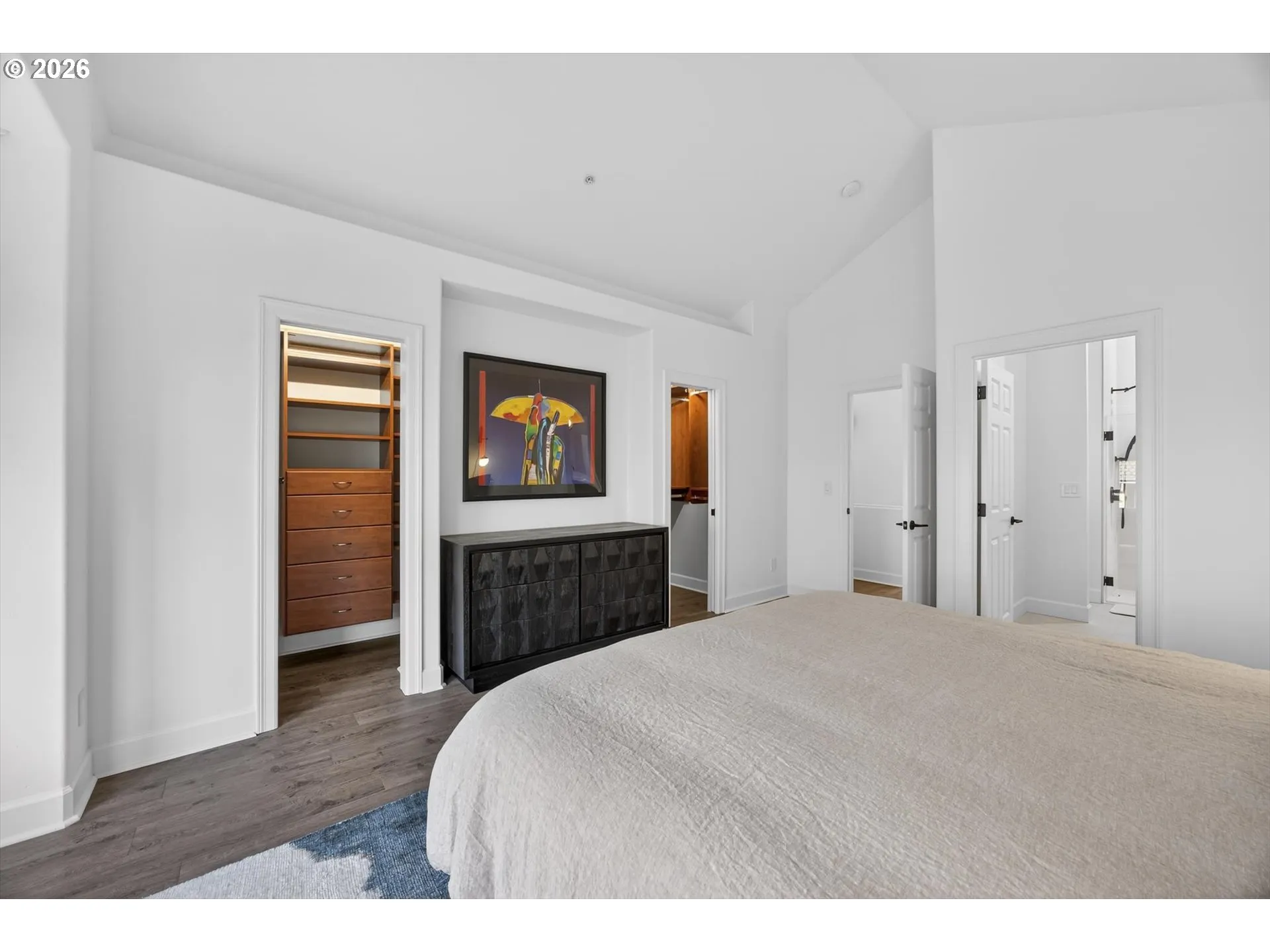 Primary Bedroom-Upper