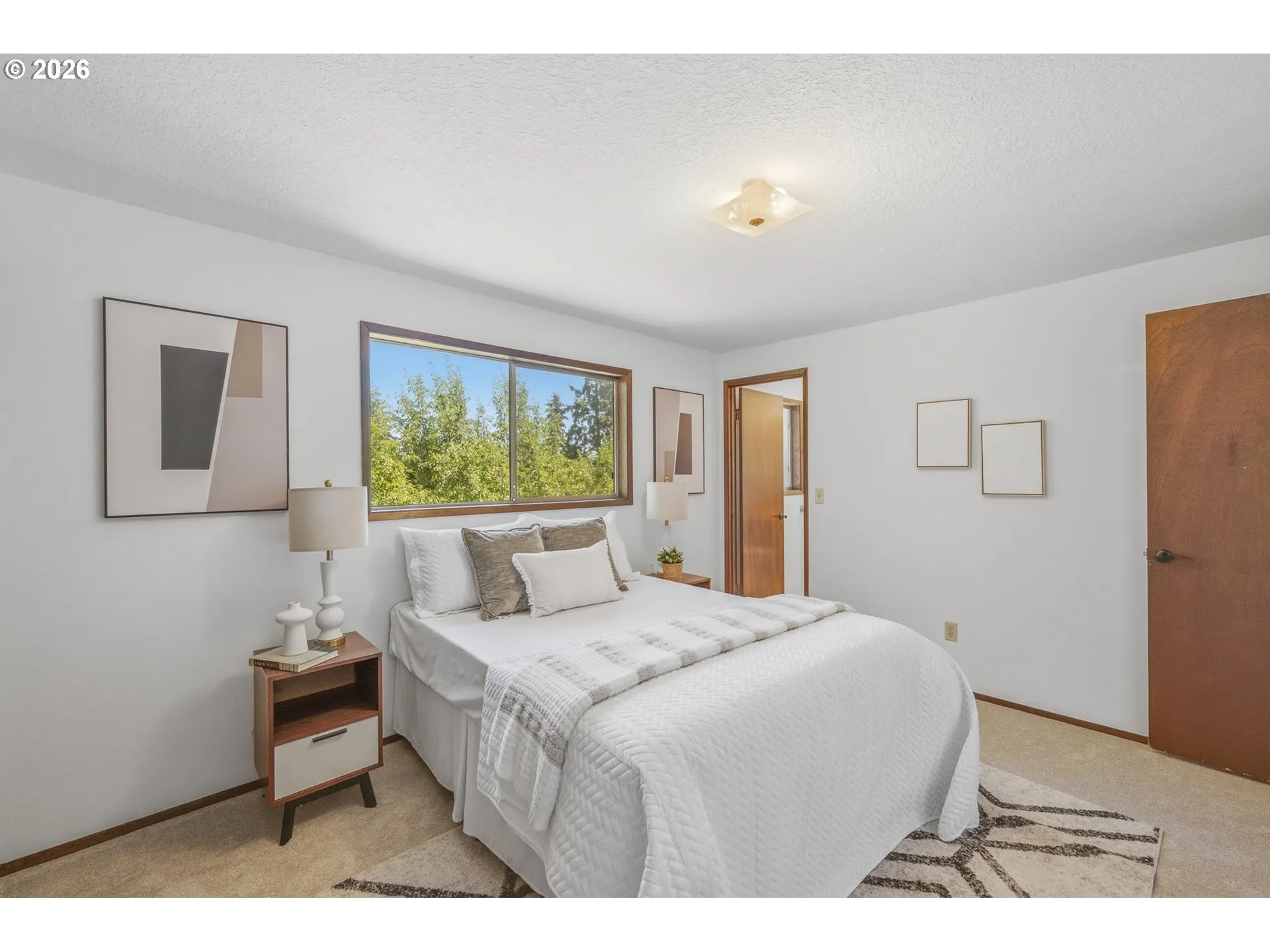 Bedroom, Primary