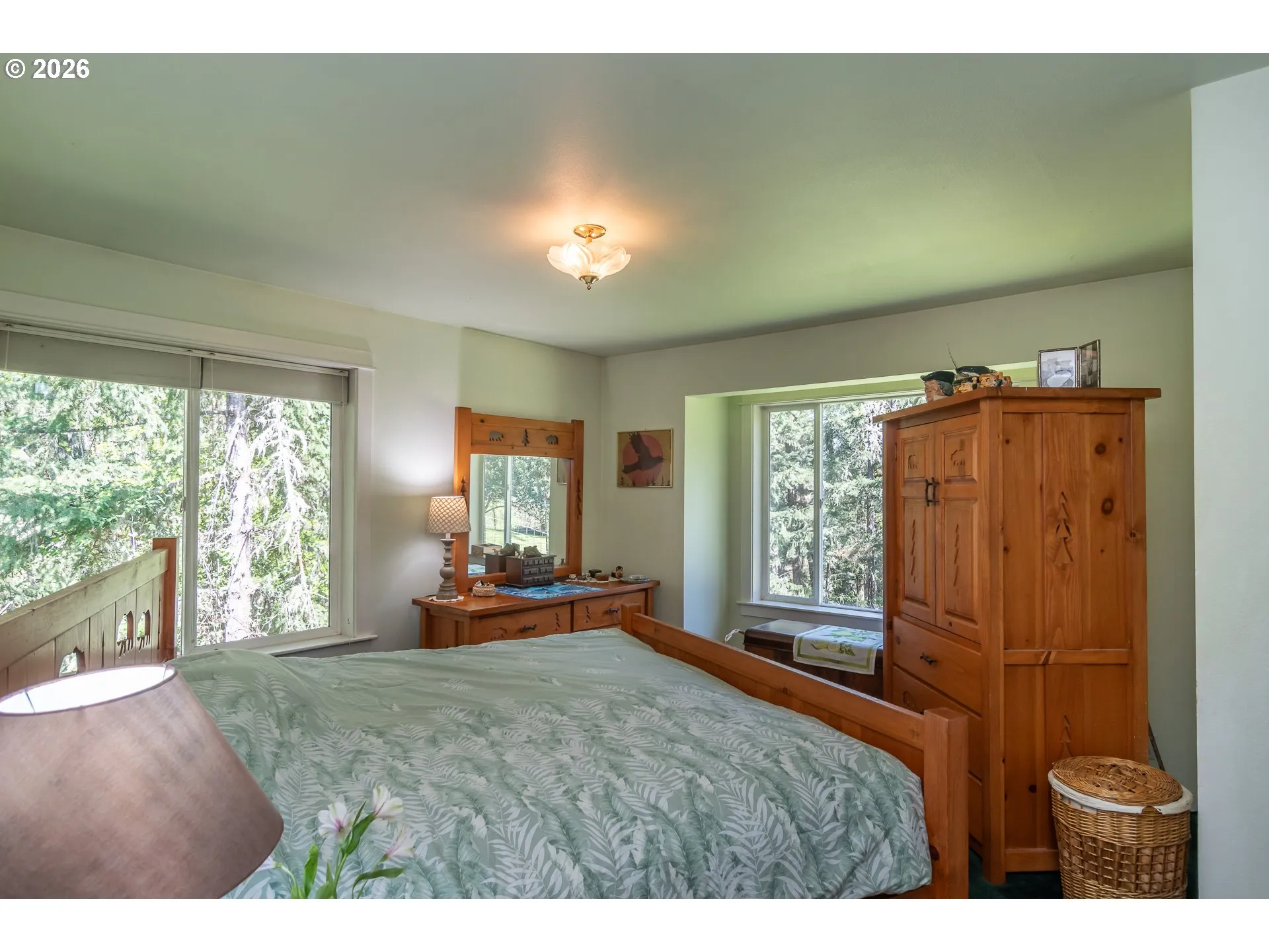 Bedroom, Primary