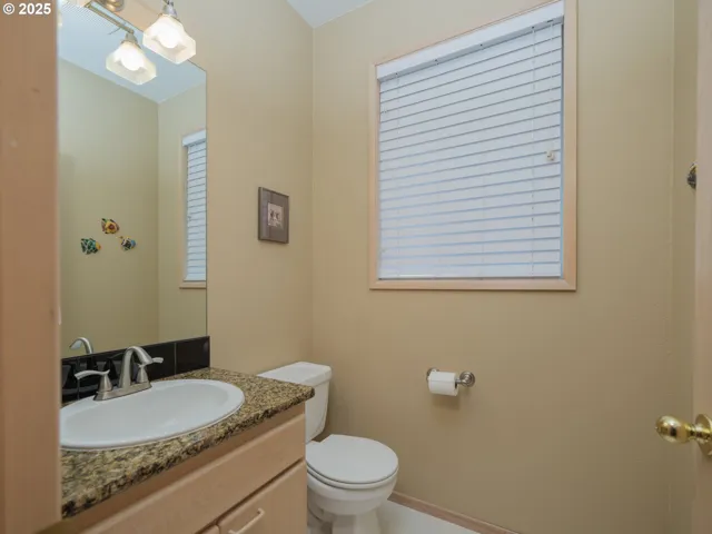Bathroom-Upper