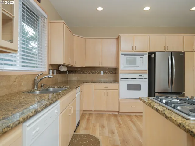 Kitchen-Oven