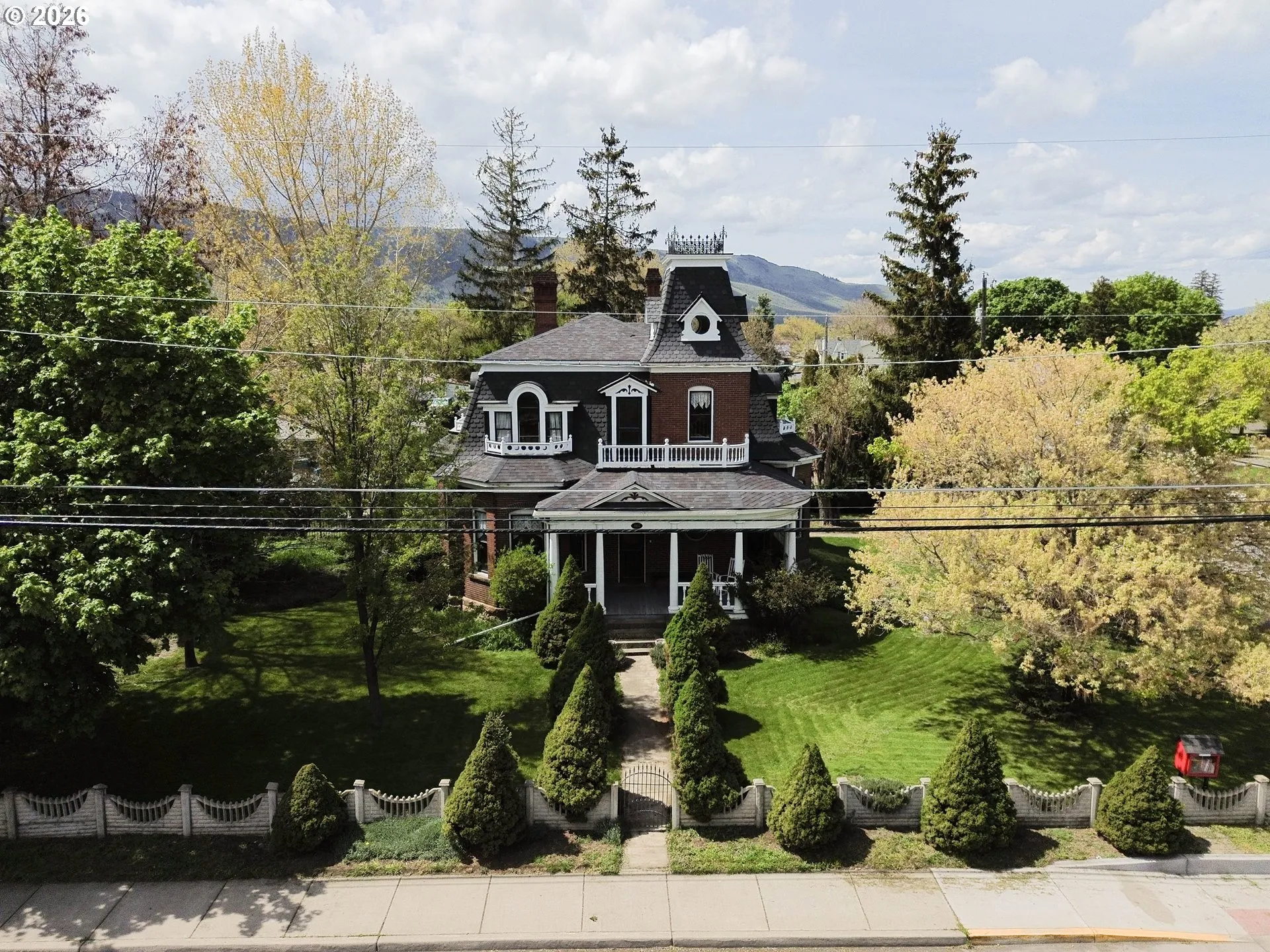 Yard-Front
