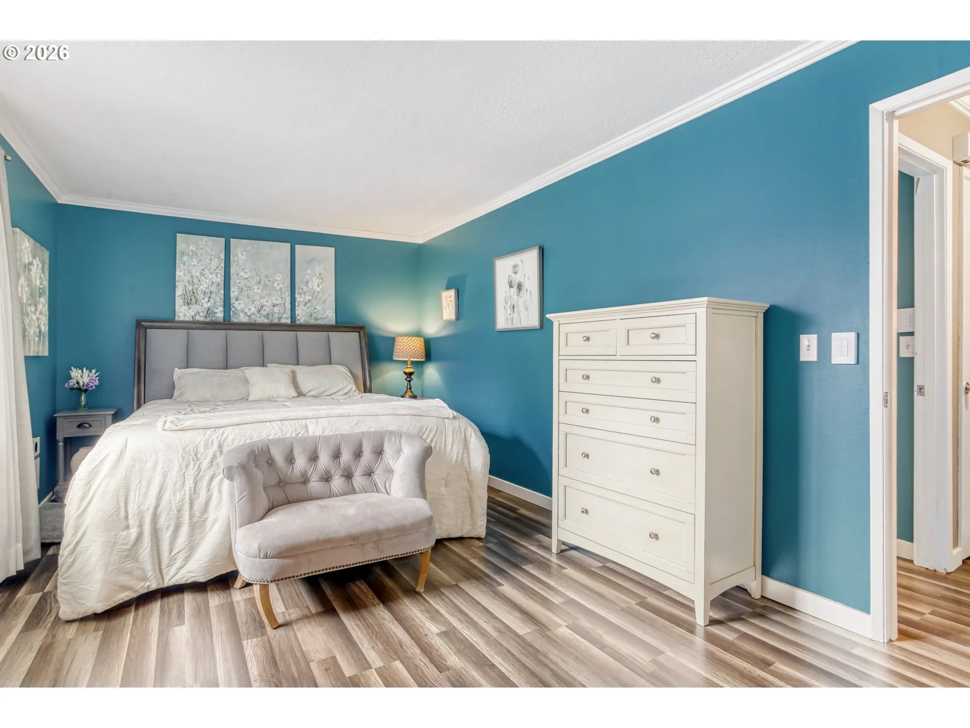 Primary Bedroom-Upper