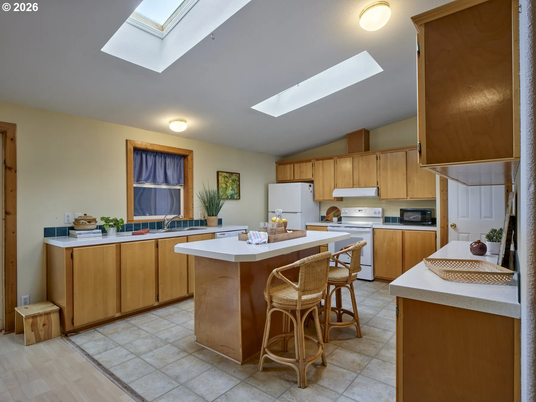 Kitchen-Island