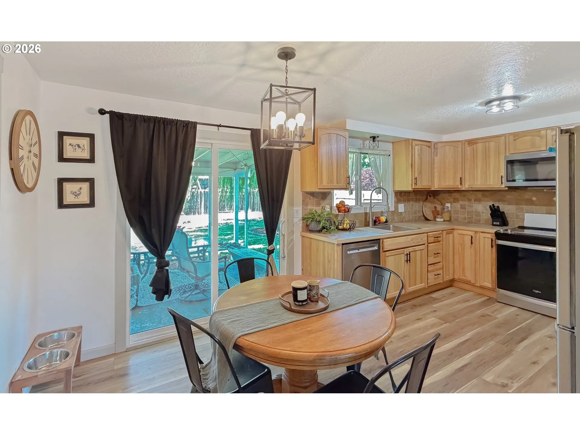 Kitchen/Dining Room