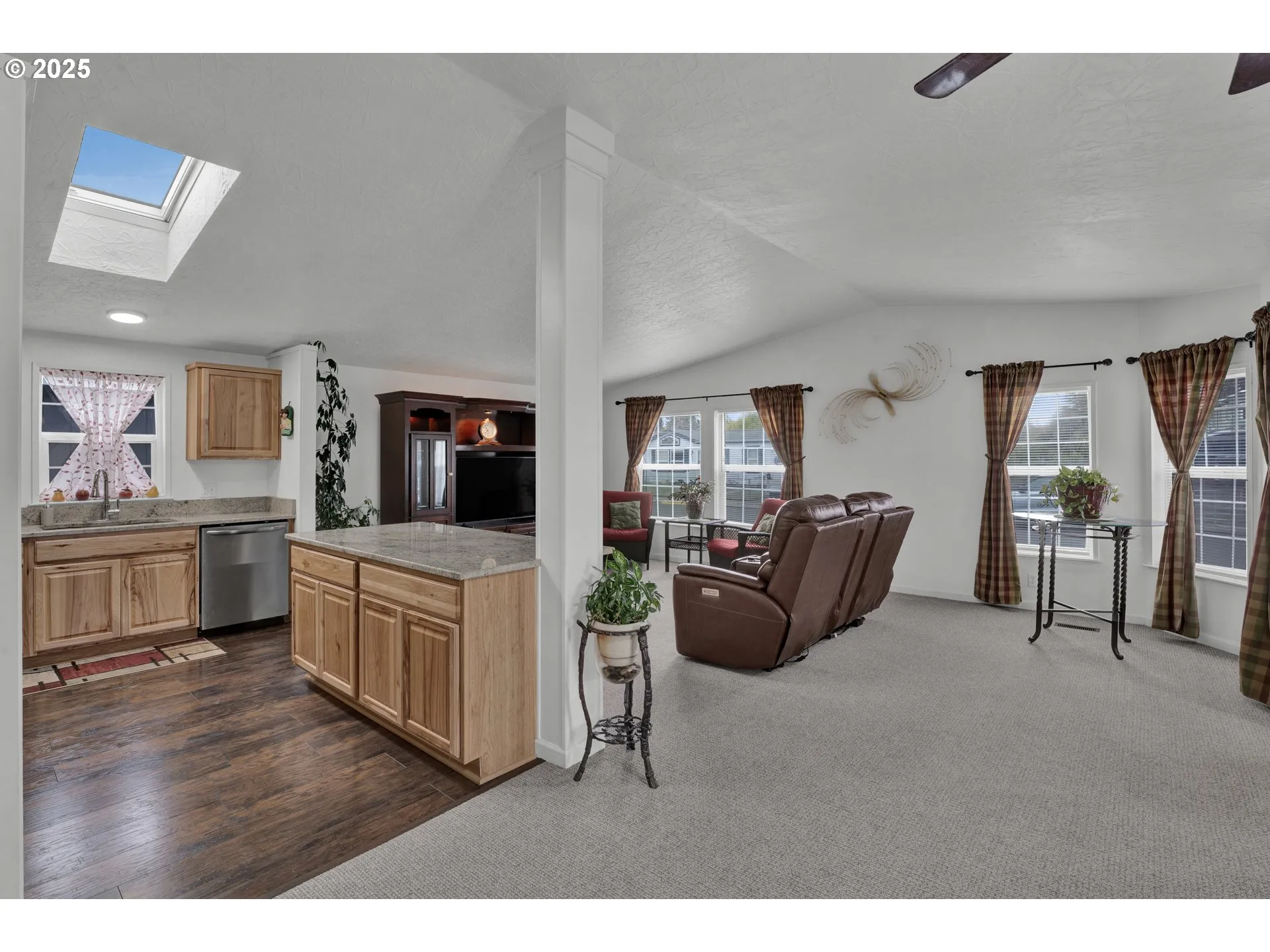 Kitchen/Living Room