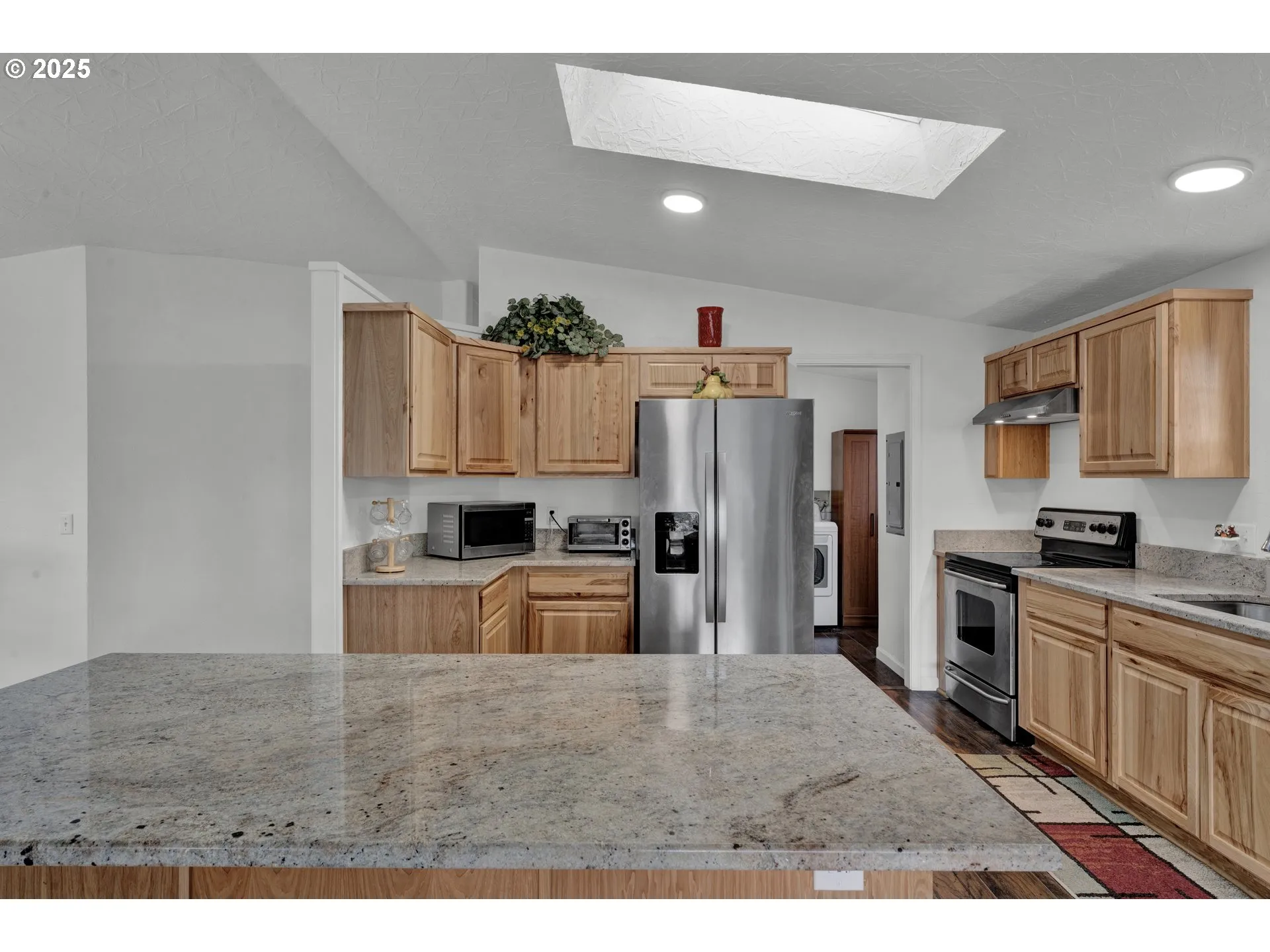 Kitchen-Island