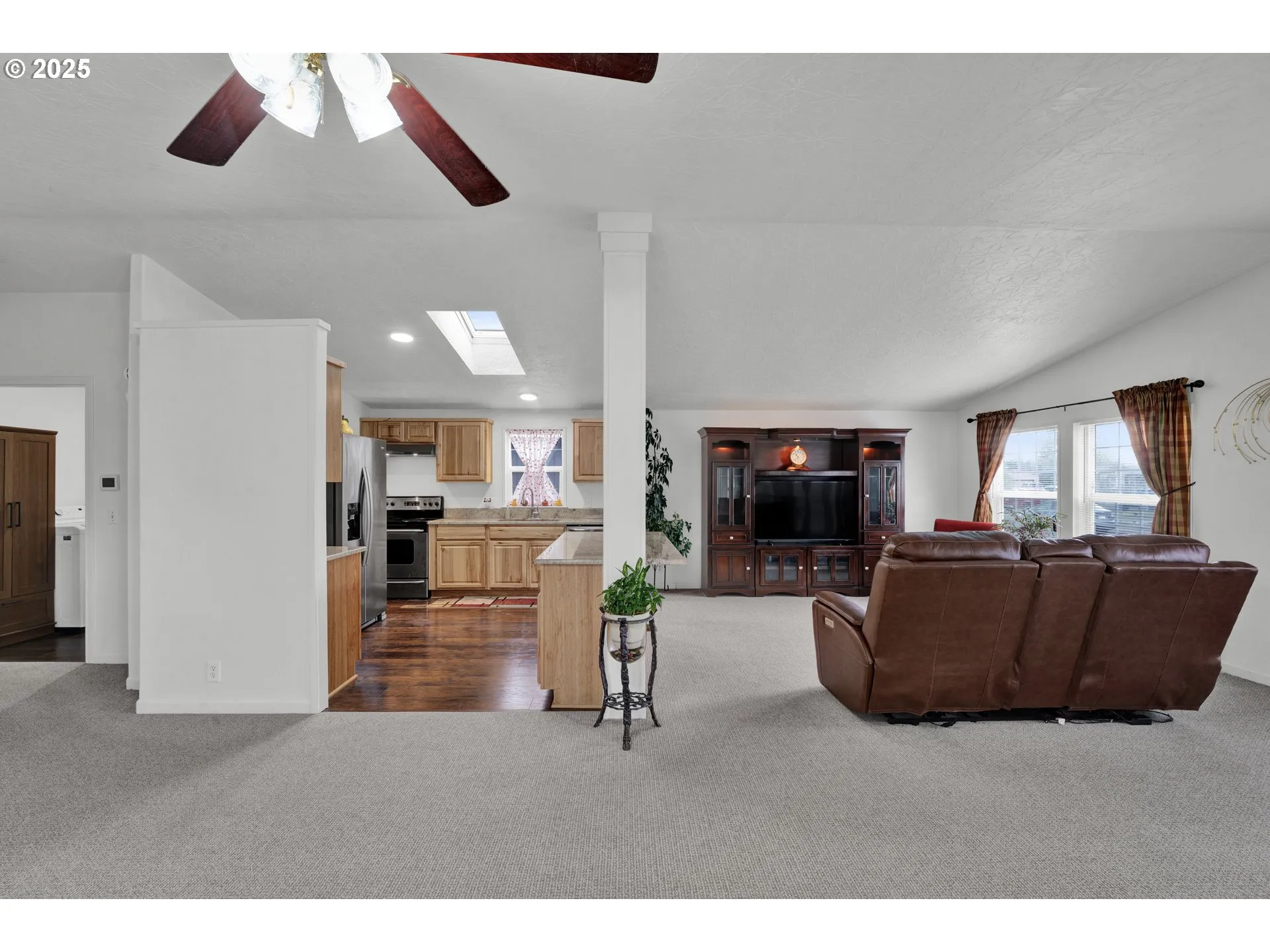 Kitchen/Living Room