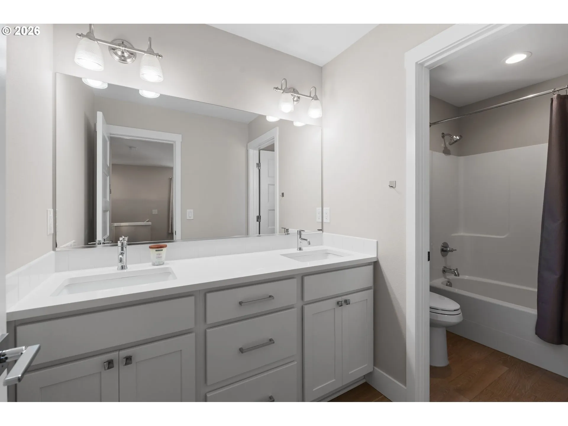 Bathroom-Hall