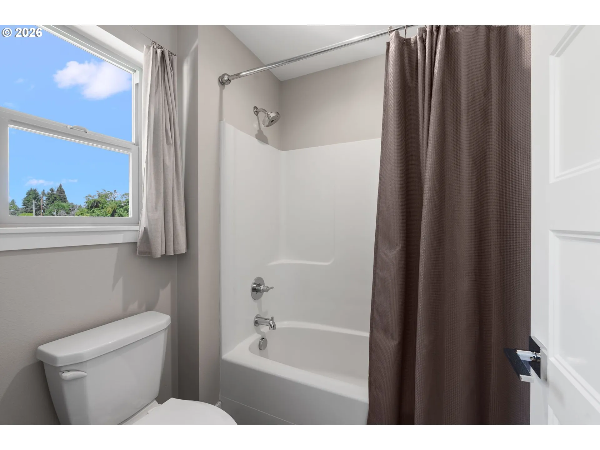 Bathroom-Hall