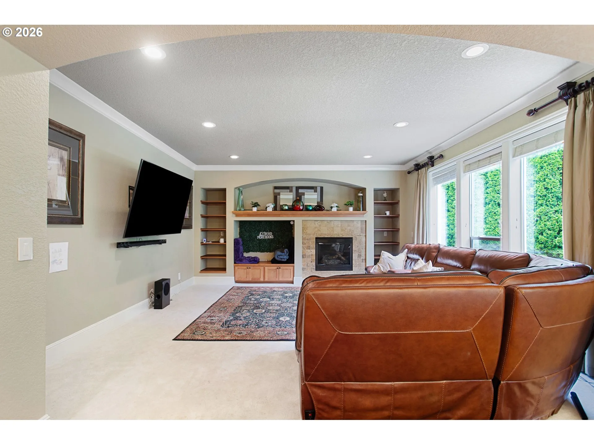 Living Room-Built-In Shelving