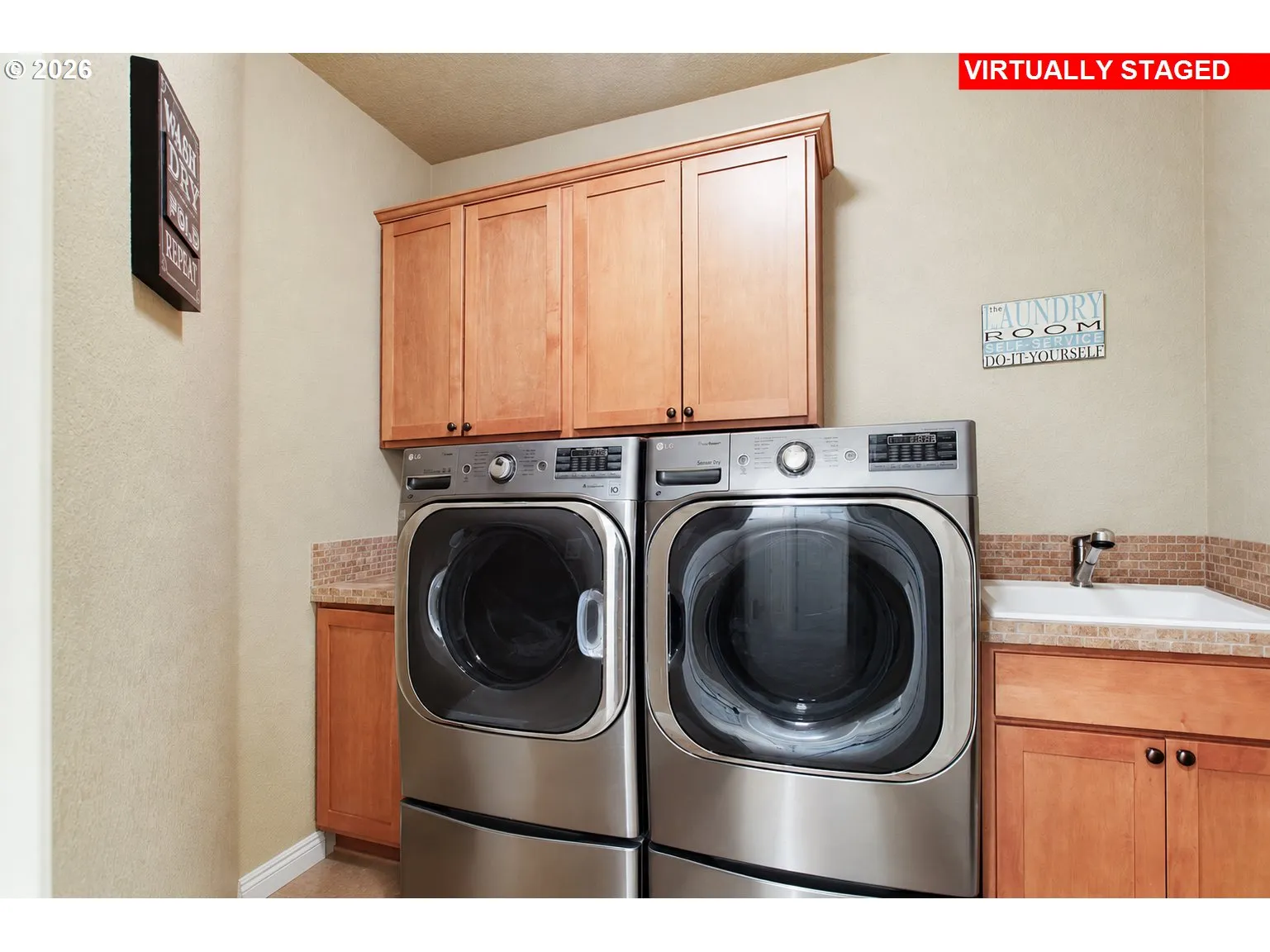 Laundry-Upper