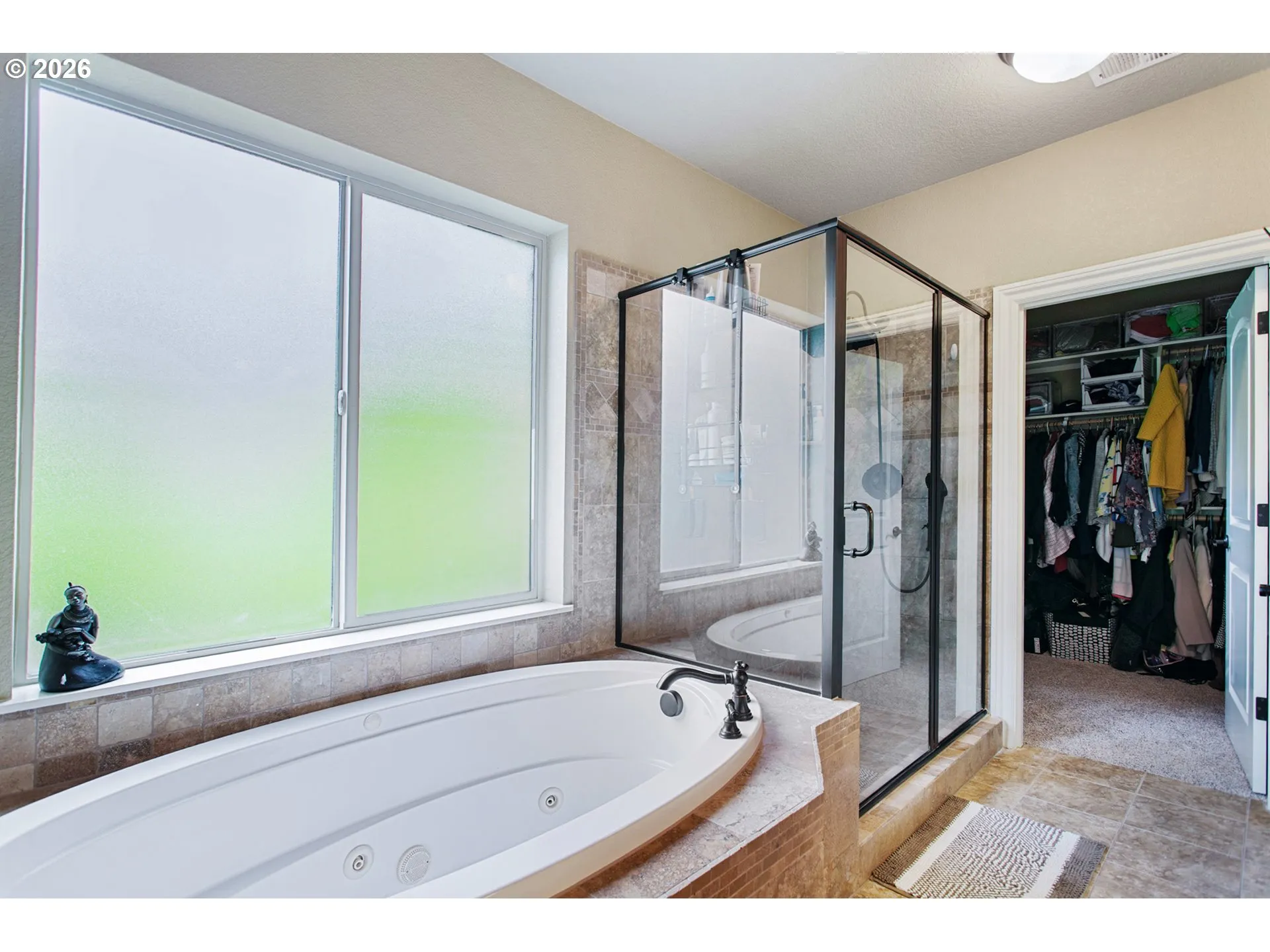 Bathroom-Walk in Shower