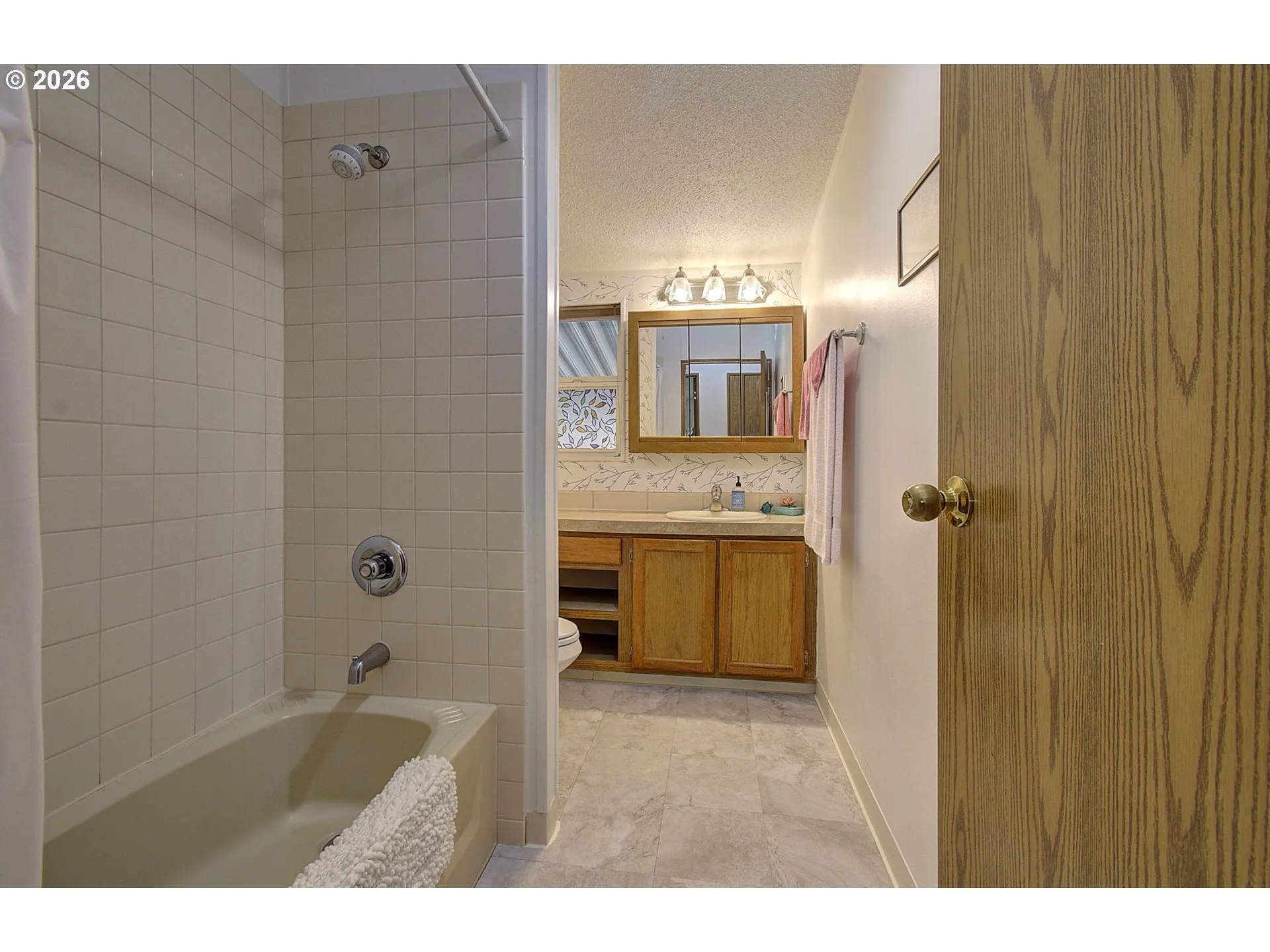 Bathroom-Hall