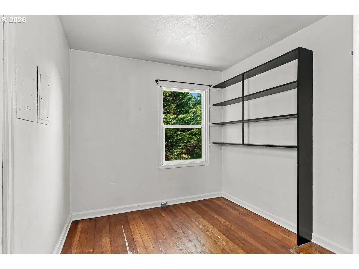 Den/Office-Main