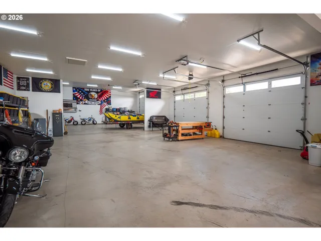 Shop-Finished
