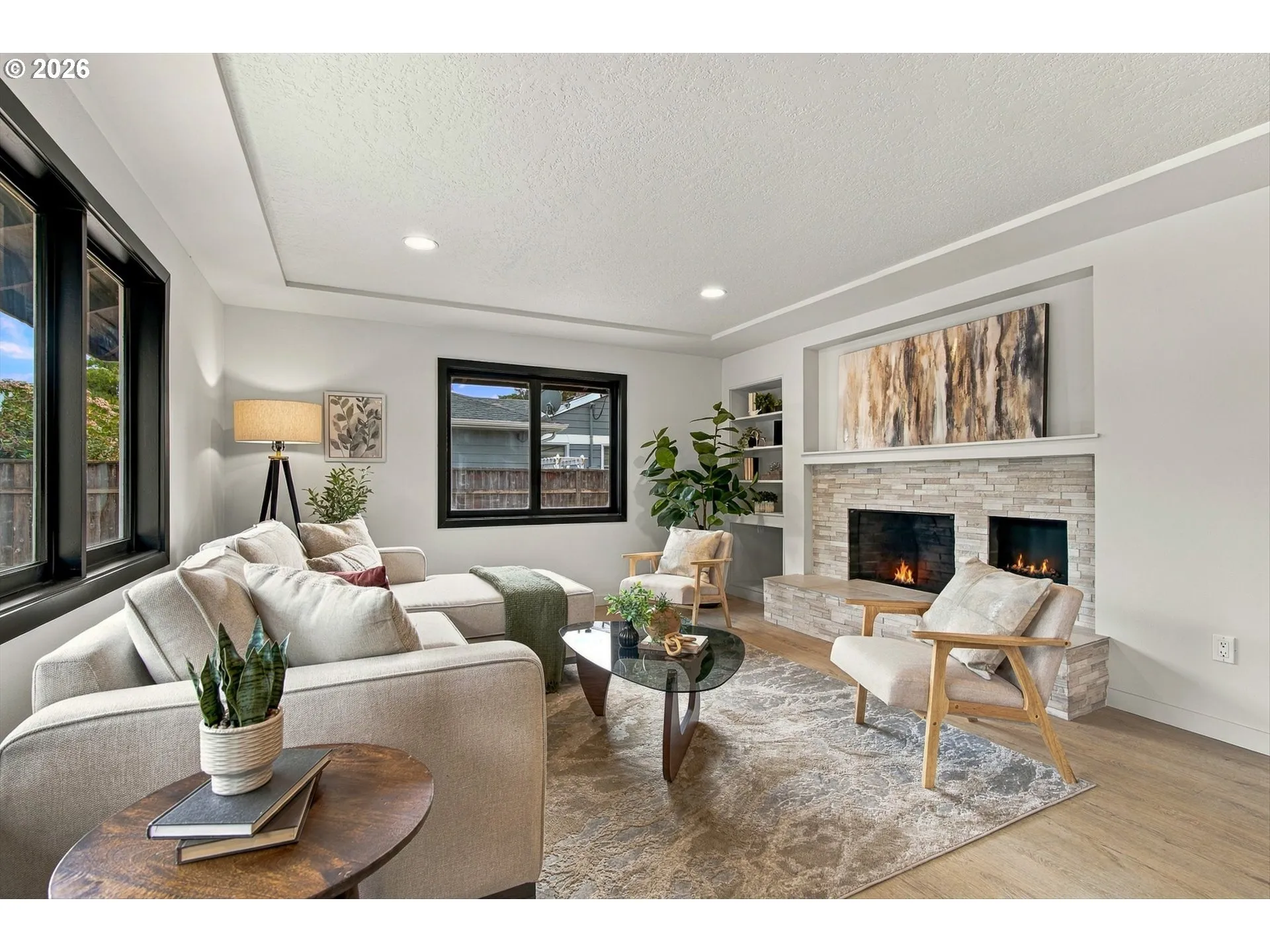 Living Room-Fireplace