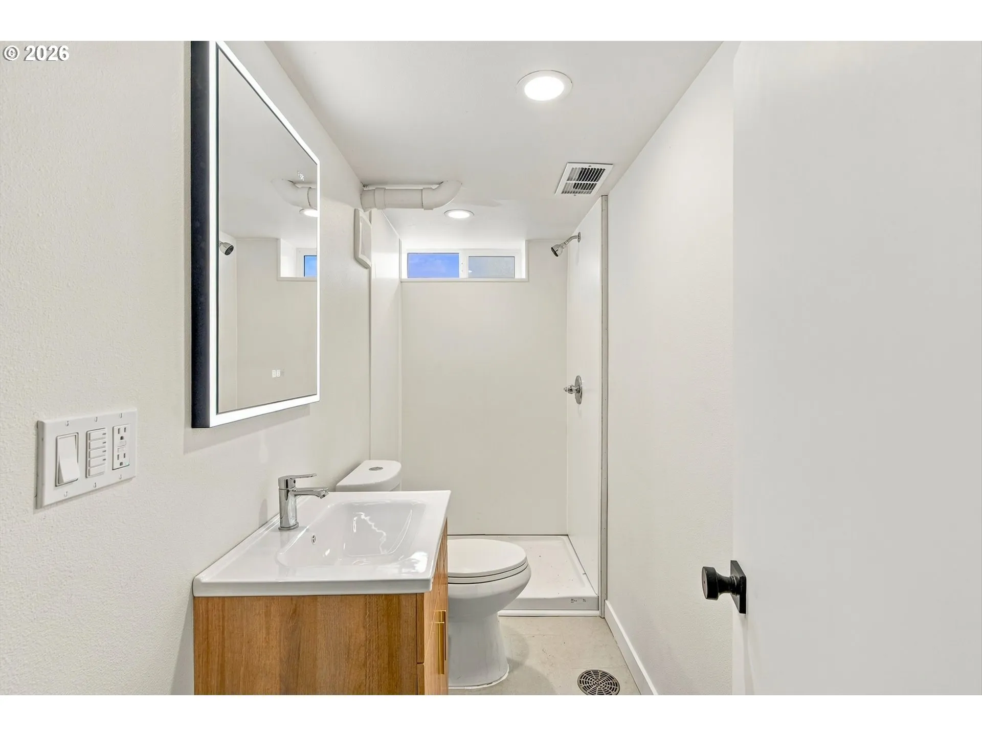 Bathroom-Lower