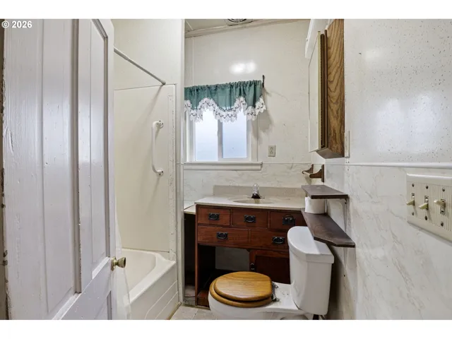 Bathroom-Main