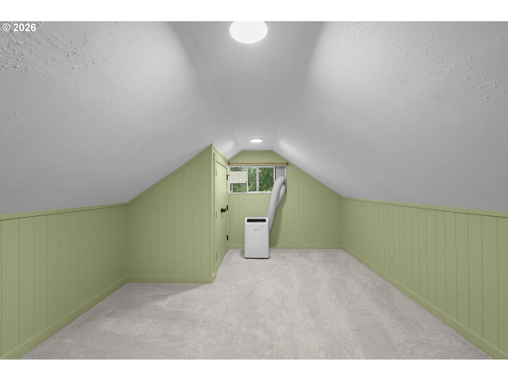 Bonus Room-Upper