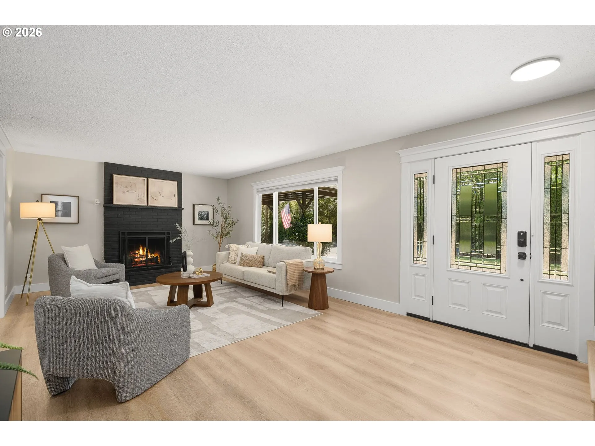 Living Room-Fireplace