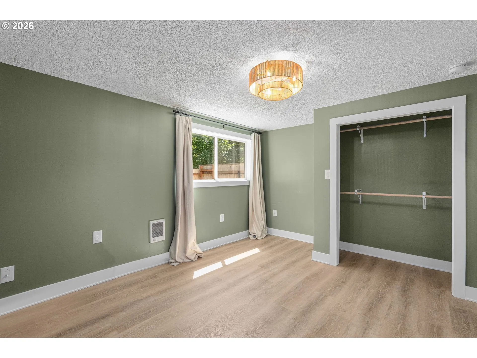 Bedroom-Main