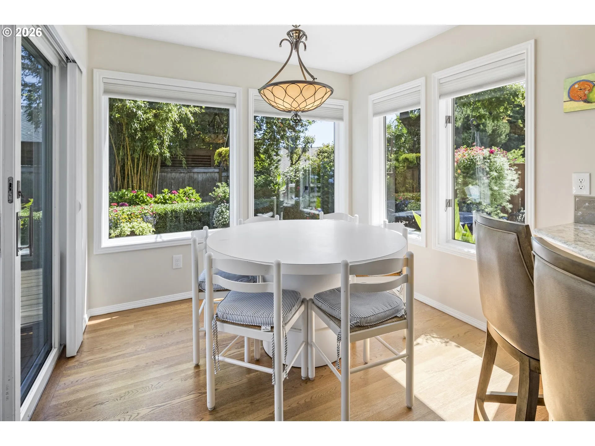 Kitchen-Eating Area