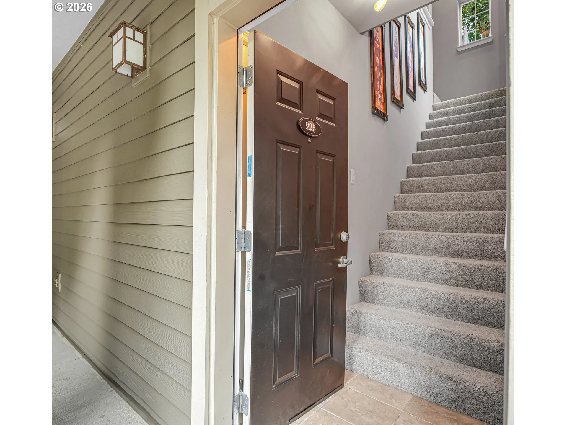 Entrance/Foyer