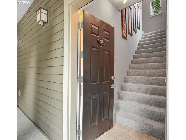 Entrance/Foyer