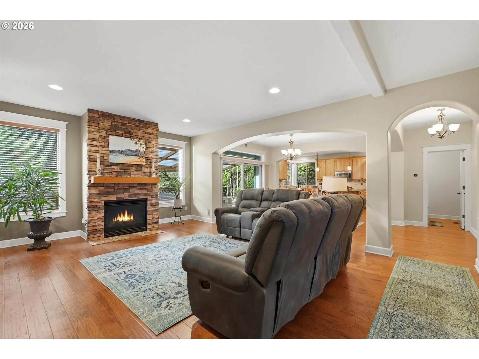 Living Room-Fireplace