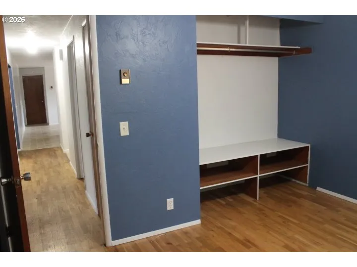 Bedroom-Ceiling Fan