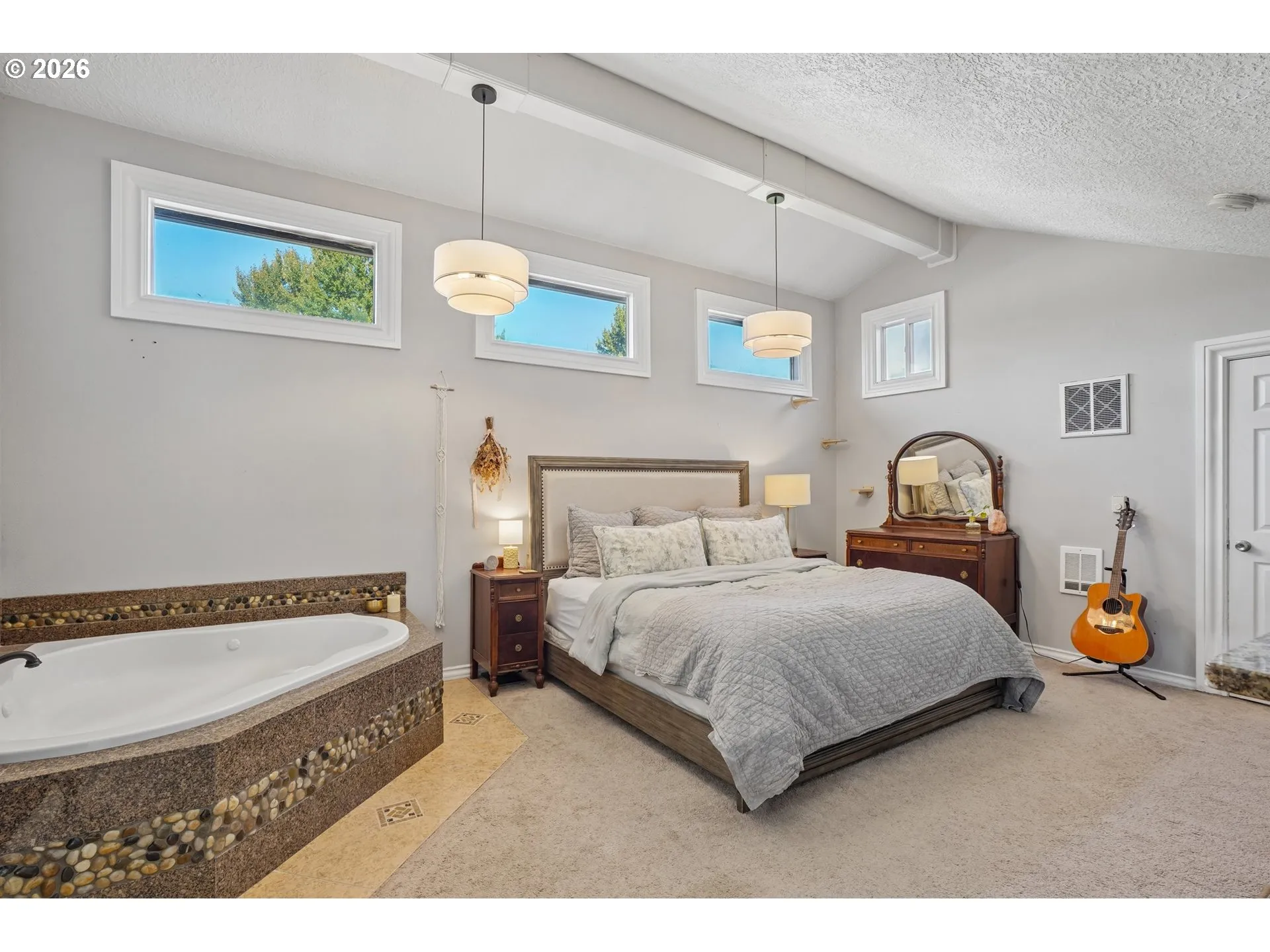Bedroom, Owner's Suite-Upper