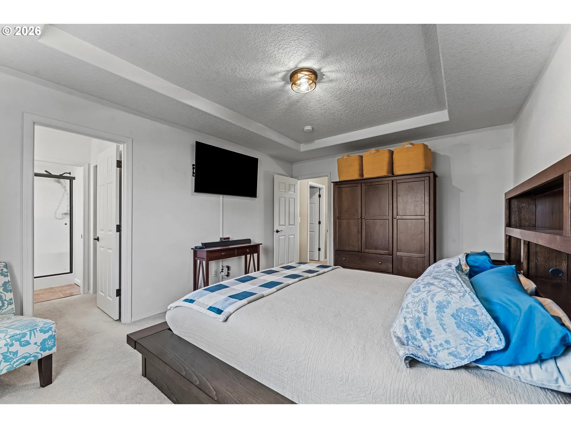 Bedroom, Owner's Suite-Upper