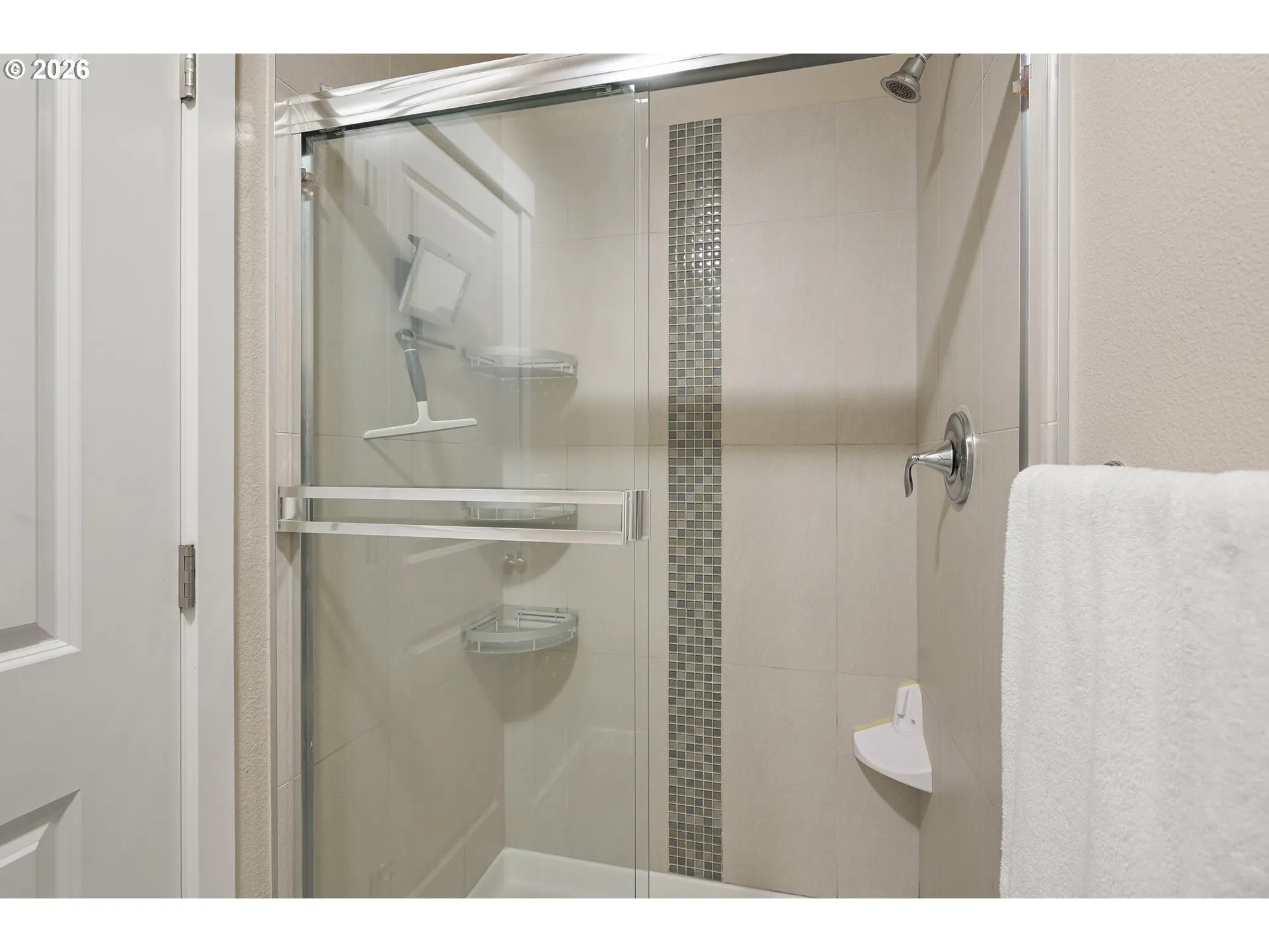 Bathroom-Walk in Shower