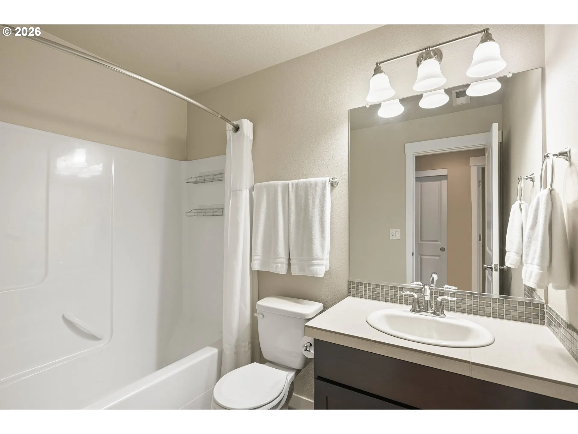 Bathroom-Upper