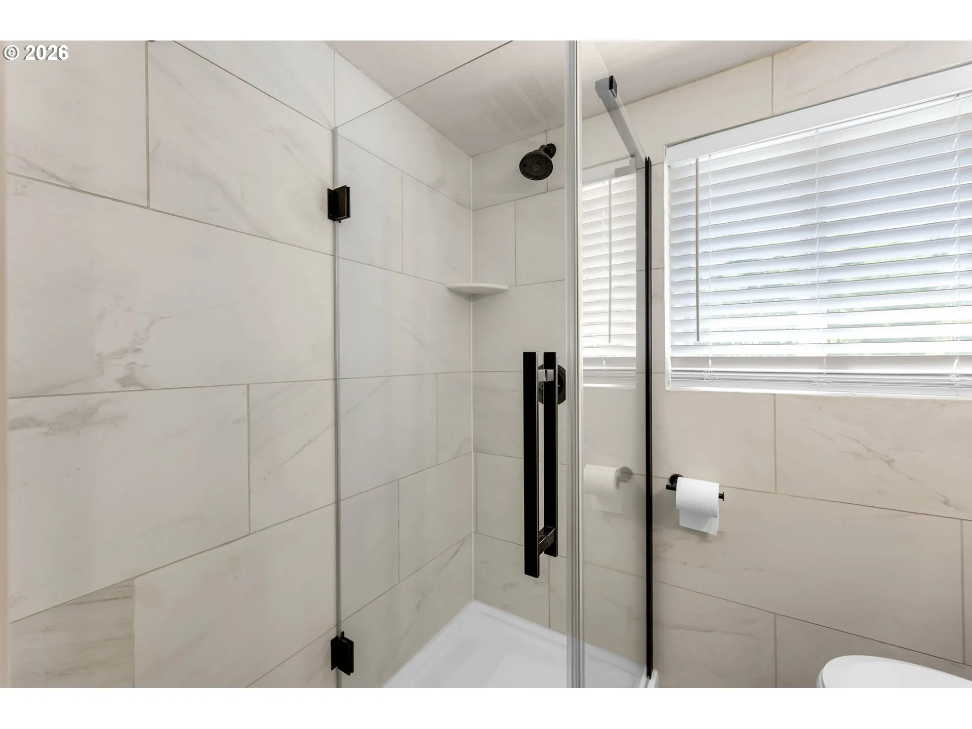 Bathroom-Upper