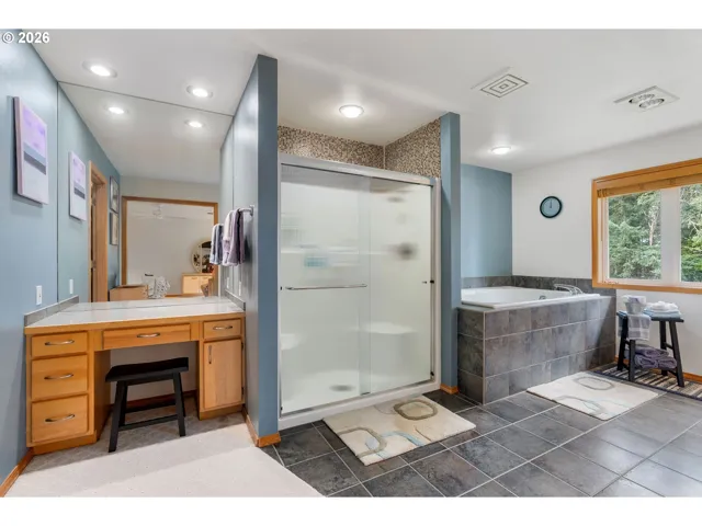 Bathroom, Attached-Walk in Shower