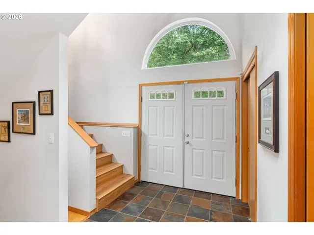 Entrance/Foyer