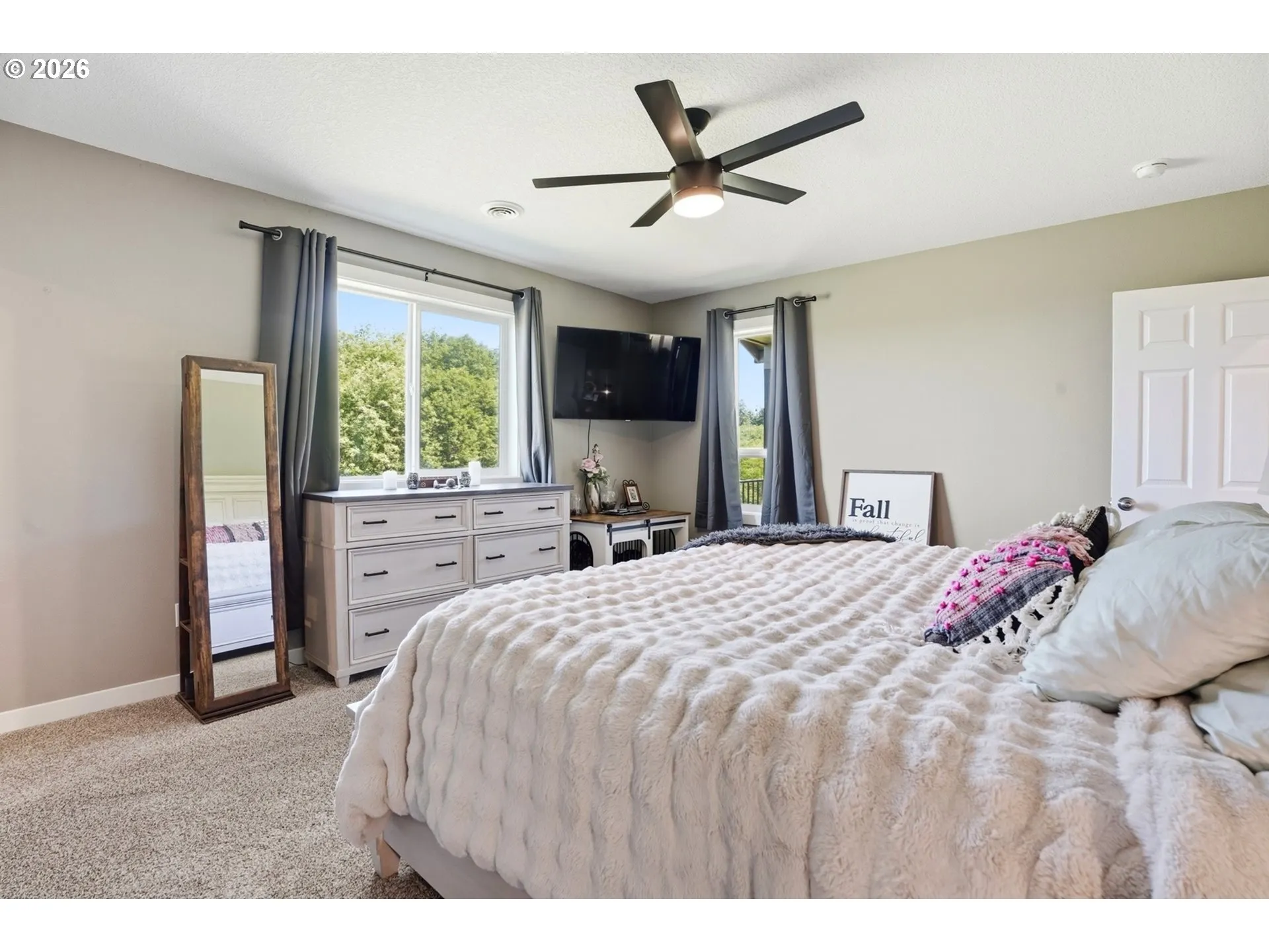 Primary Bedroom-Main
