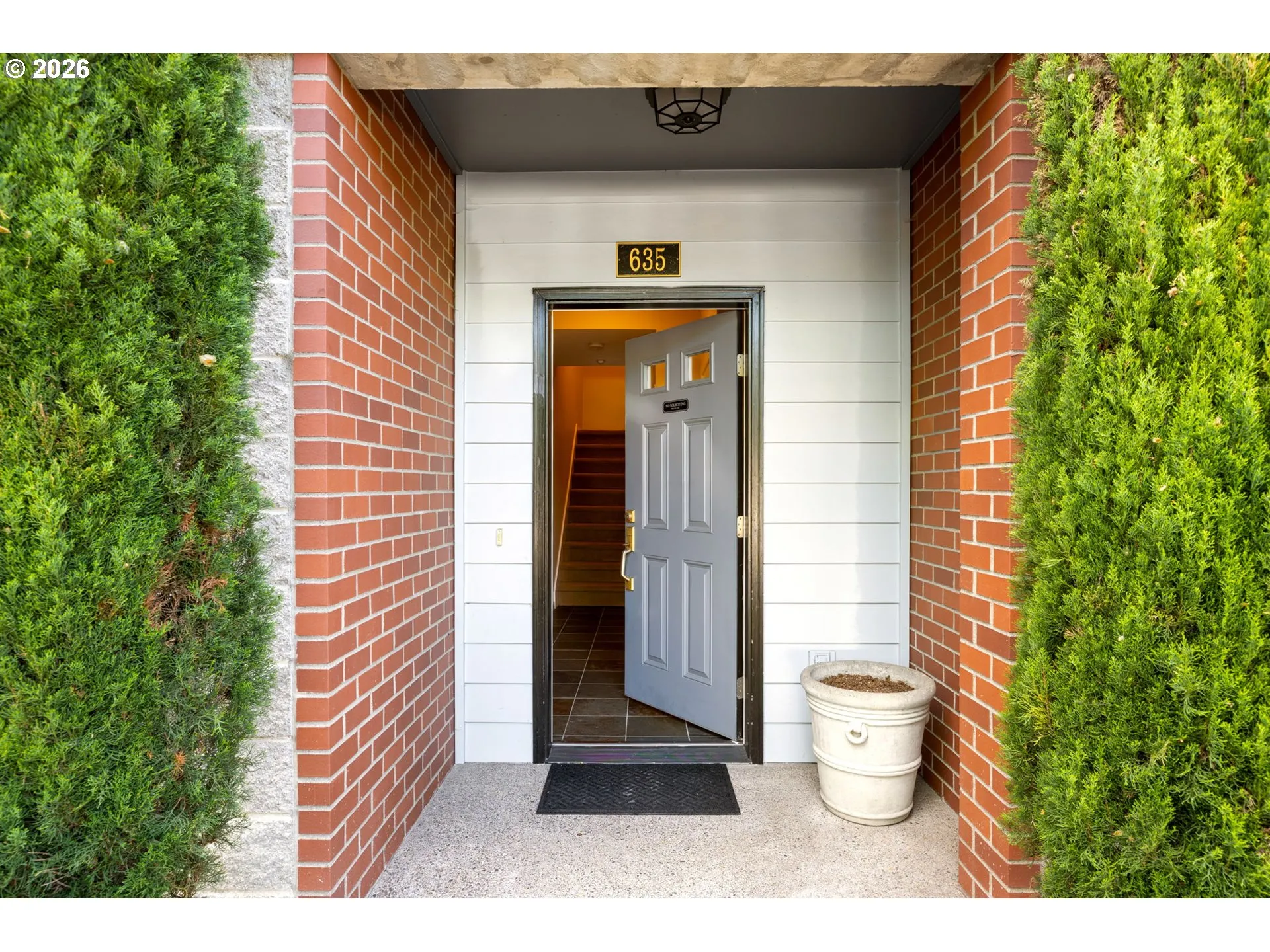 Entrance/Foyer