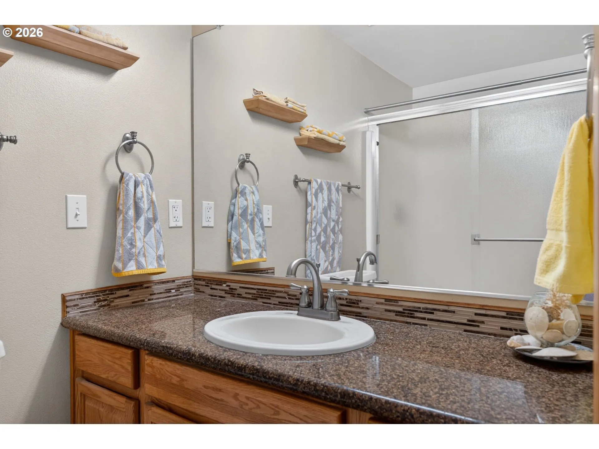 Bathroom, Attached