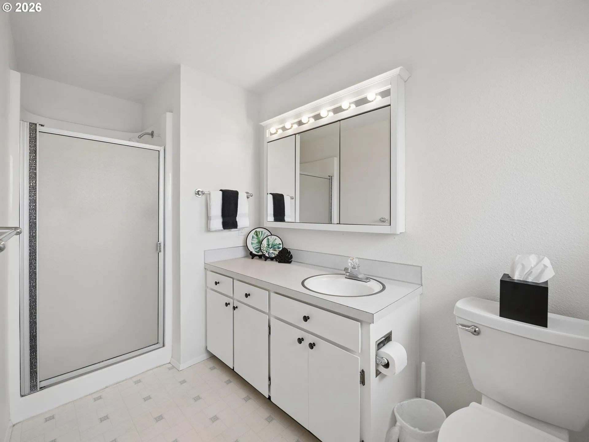 Bathroom, Attached-Walk in Shower