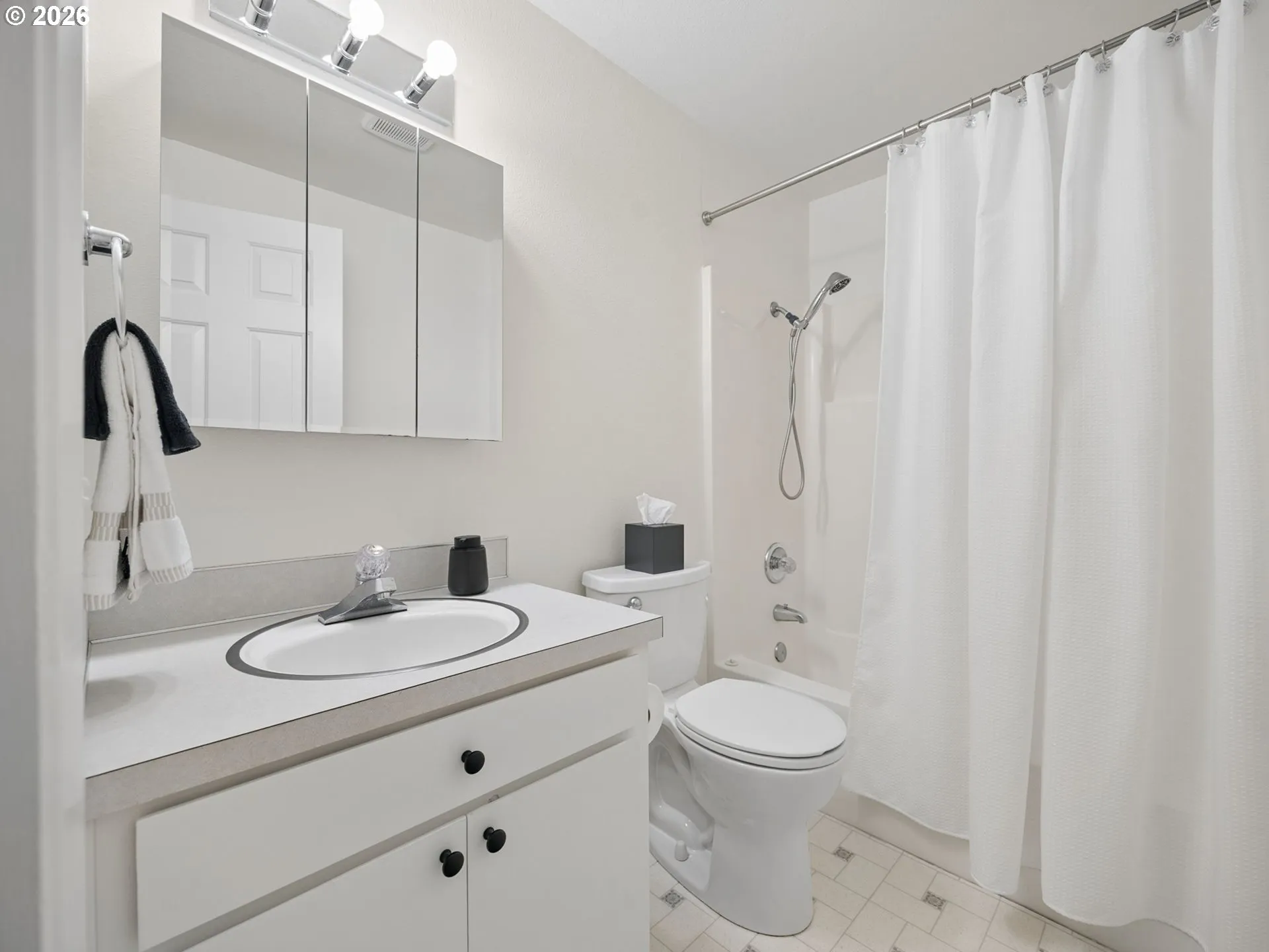 Bathroom-Hall