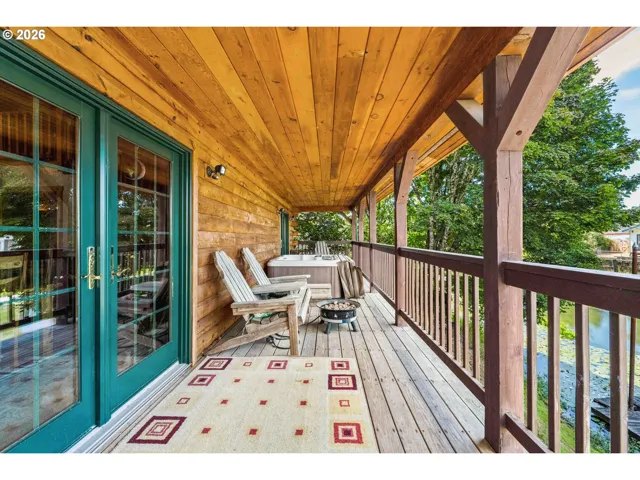 Deck-Main