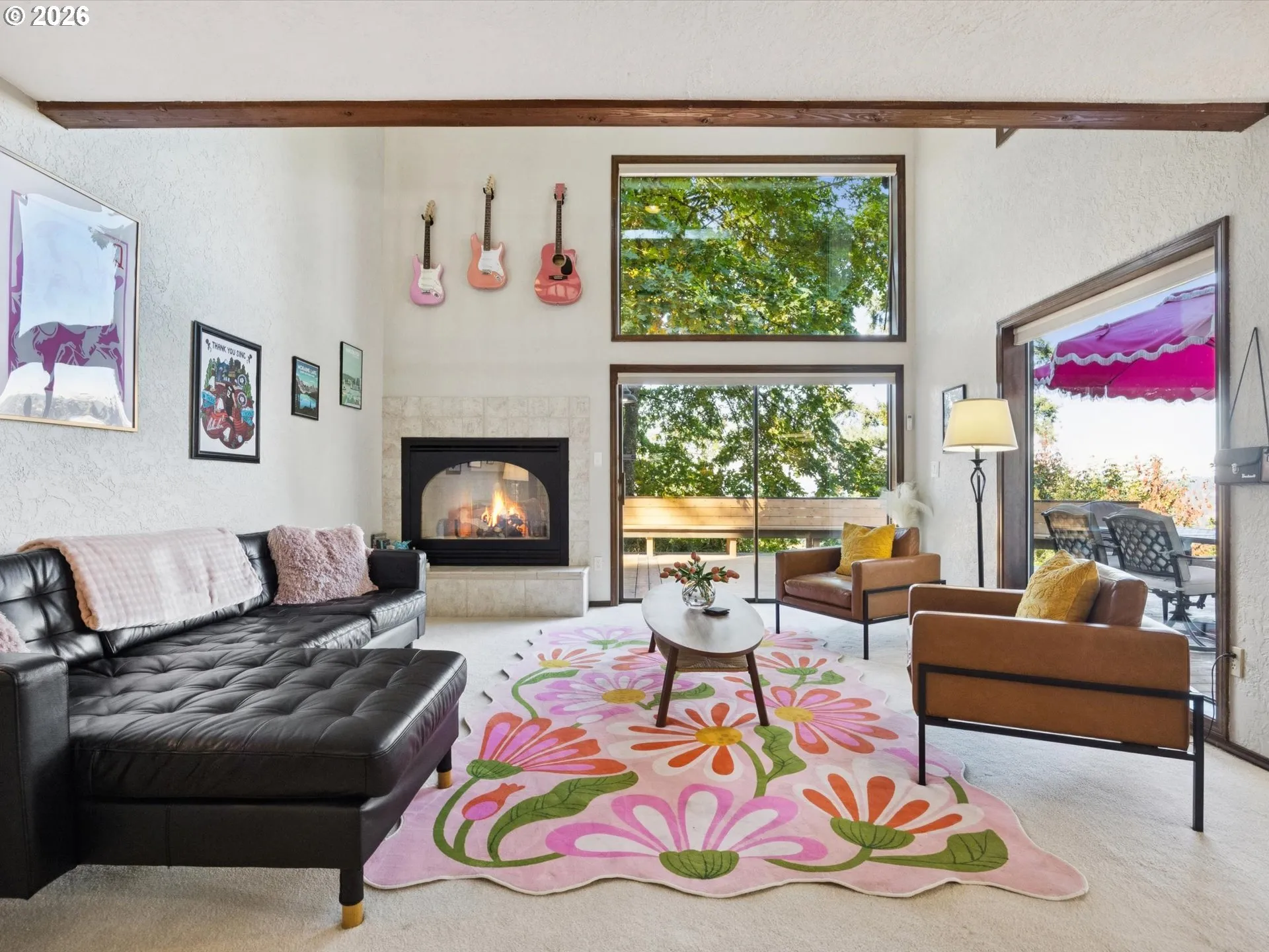 Living Room-Vaulted Ceilings