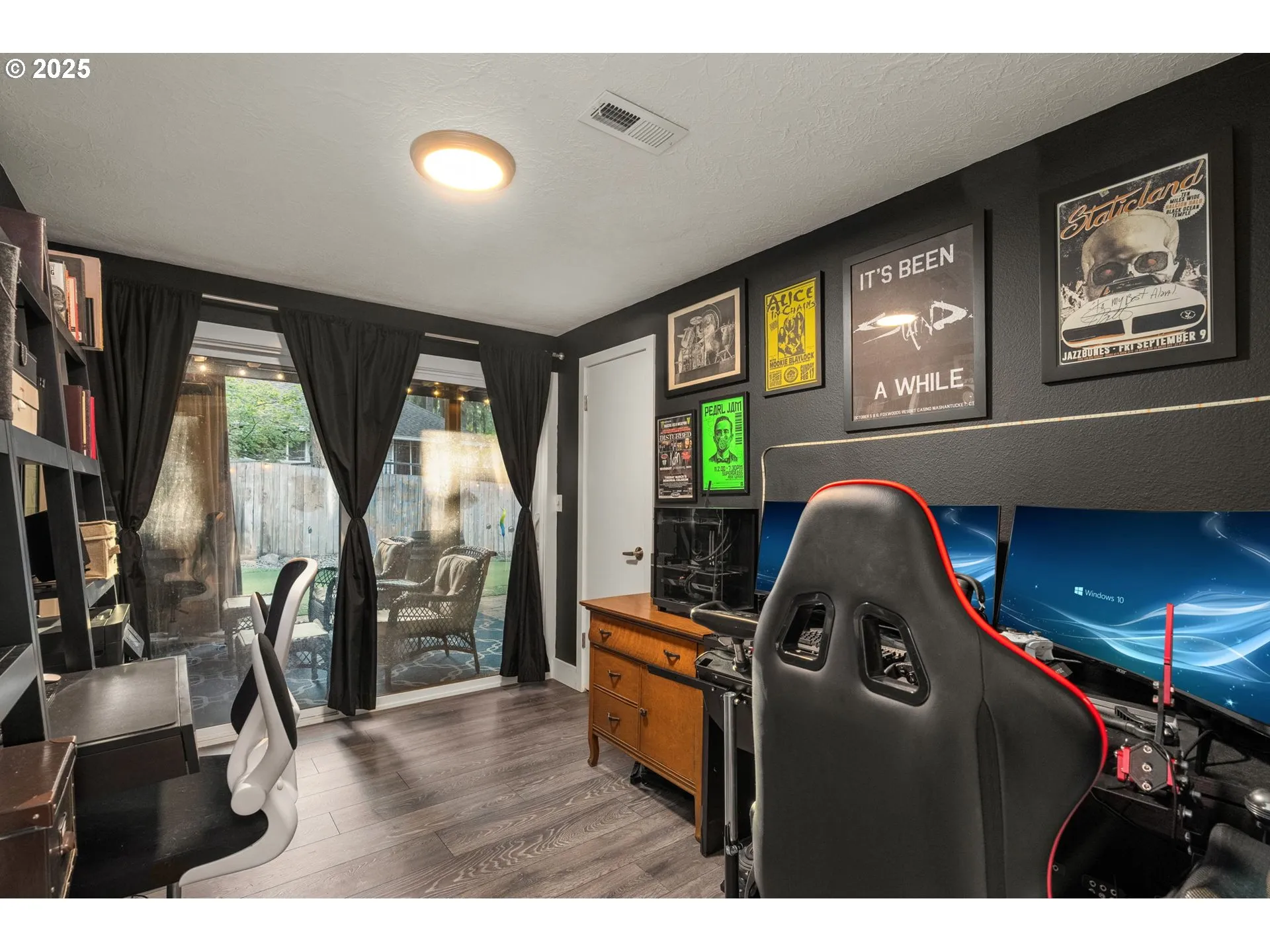 Bedroom-Lower