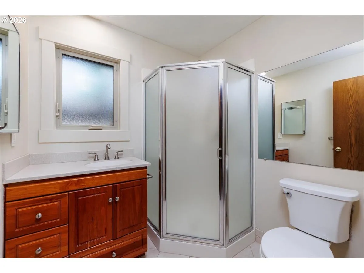 Owner's Suite Bathroom