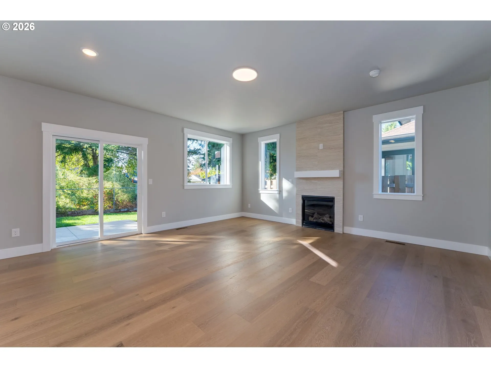 Living Room/Dining Room