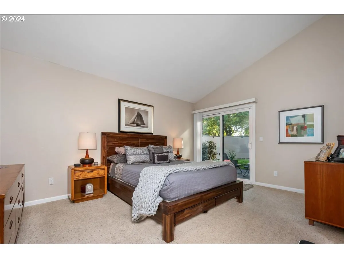 Primary Bedroom-Main