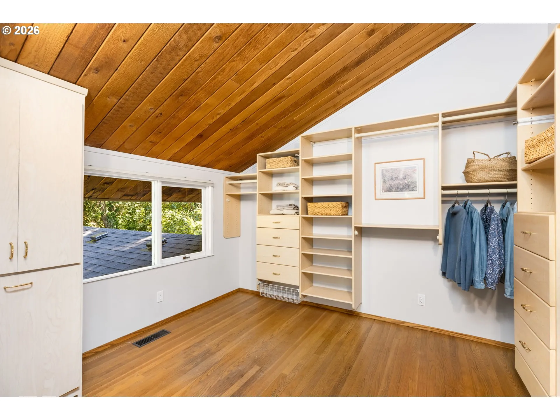 Bedroom, Primary-Walk-In Closet